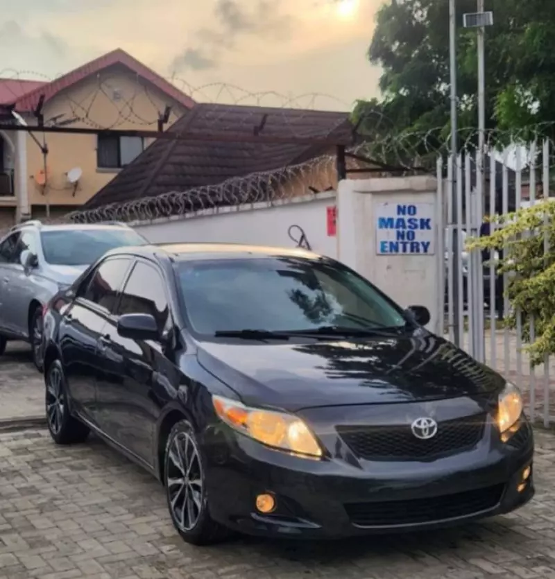 TOYOTA Corolla   - 2009