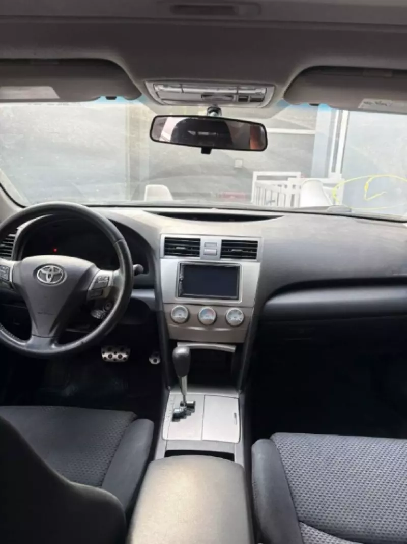 Toyota Camry - 2011