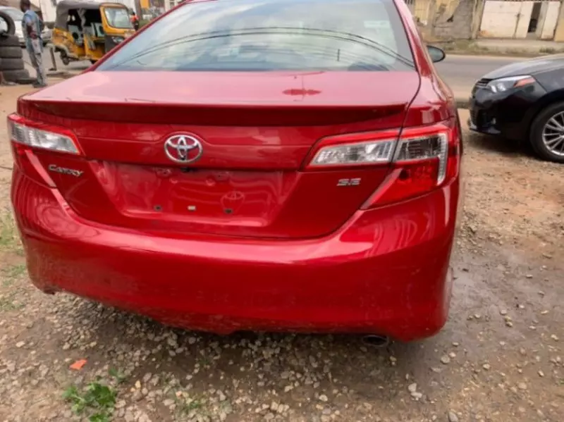 Toyota Camry - 2014