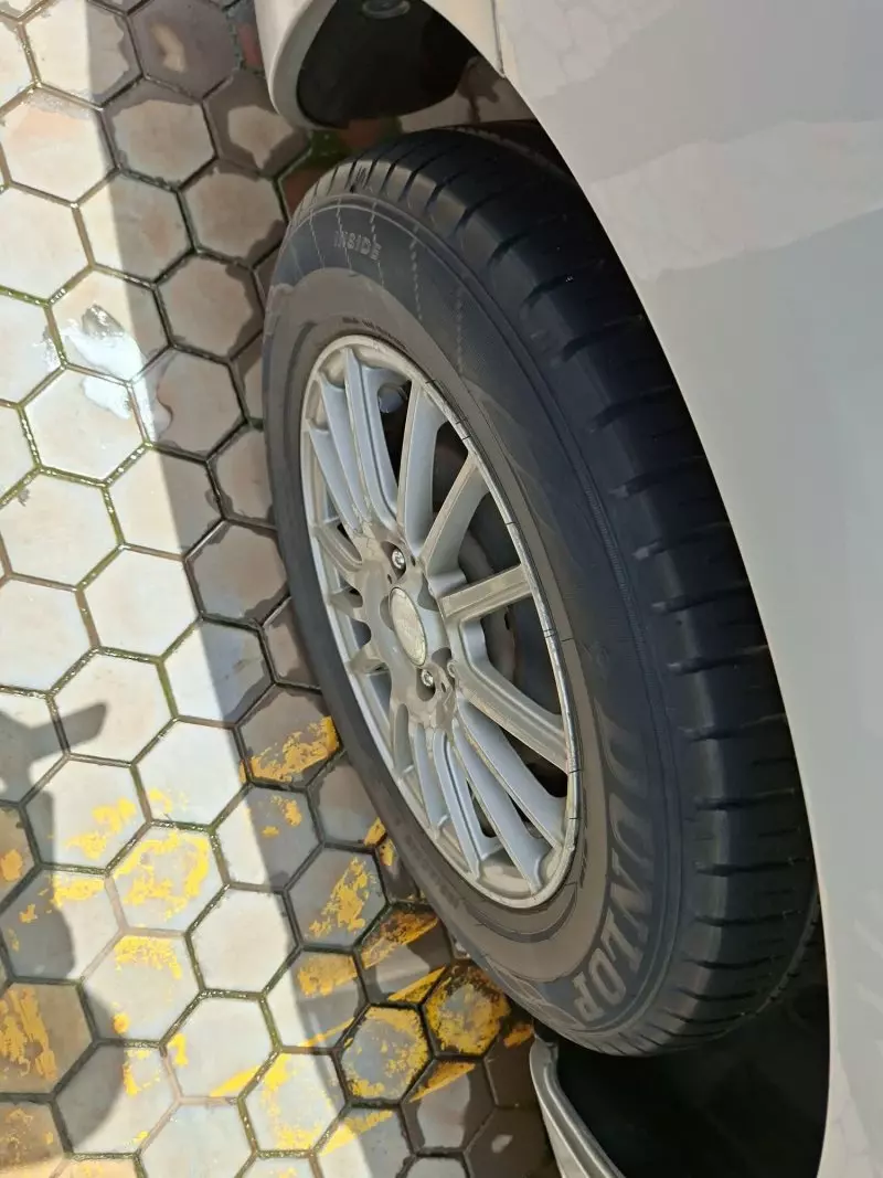 Toyota Premio    - 2016