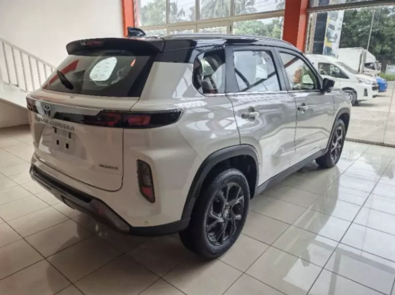 TOYOTA Urban Cruiser   - 2025
