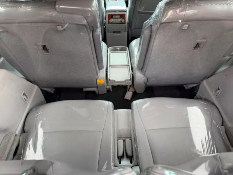TOYOTA Highlander   - 2011