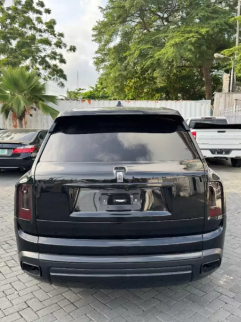 Rolls-Royce Cullinan - 2023