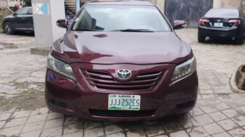 TOYOTA Camry   - 2009