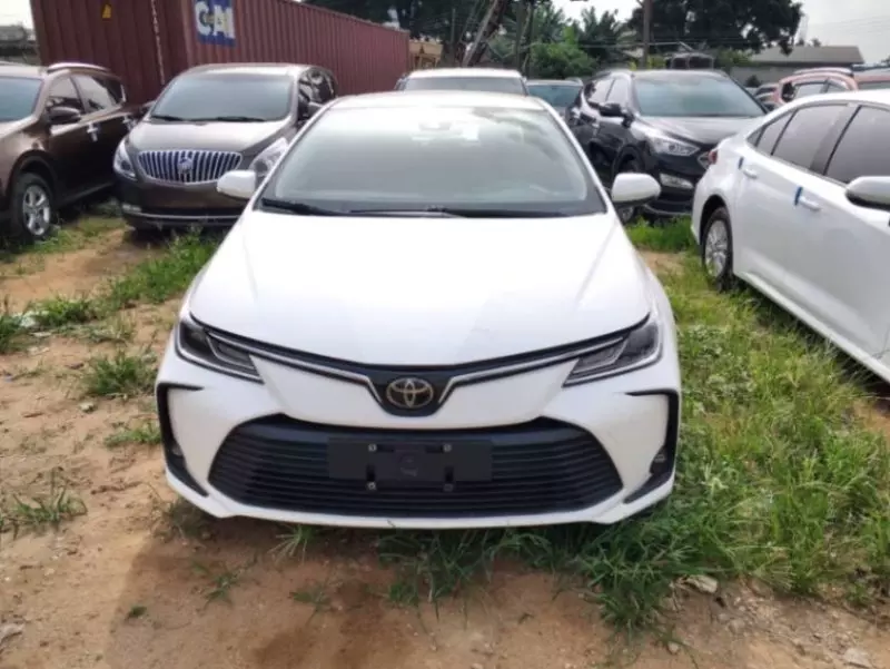 Toyota Corolla   - 2021