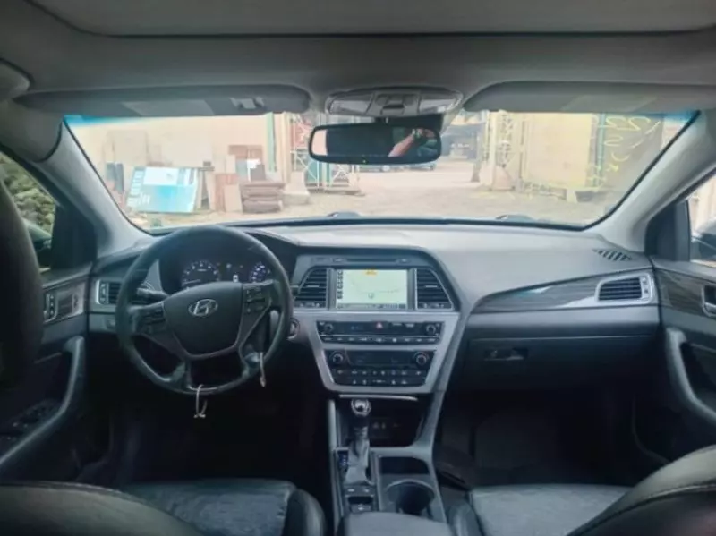 Hyundai Sonata   - 2015
