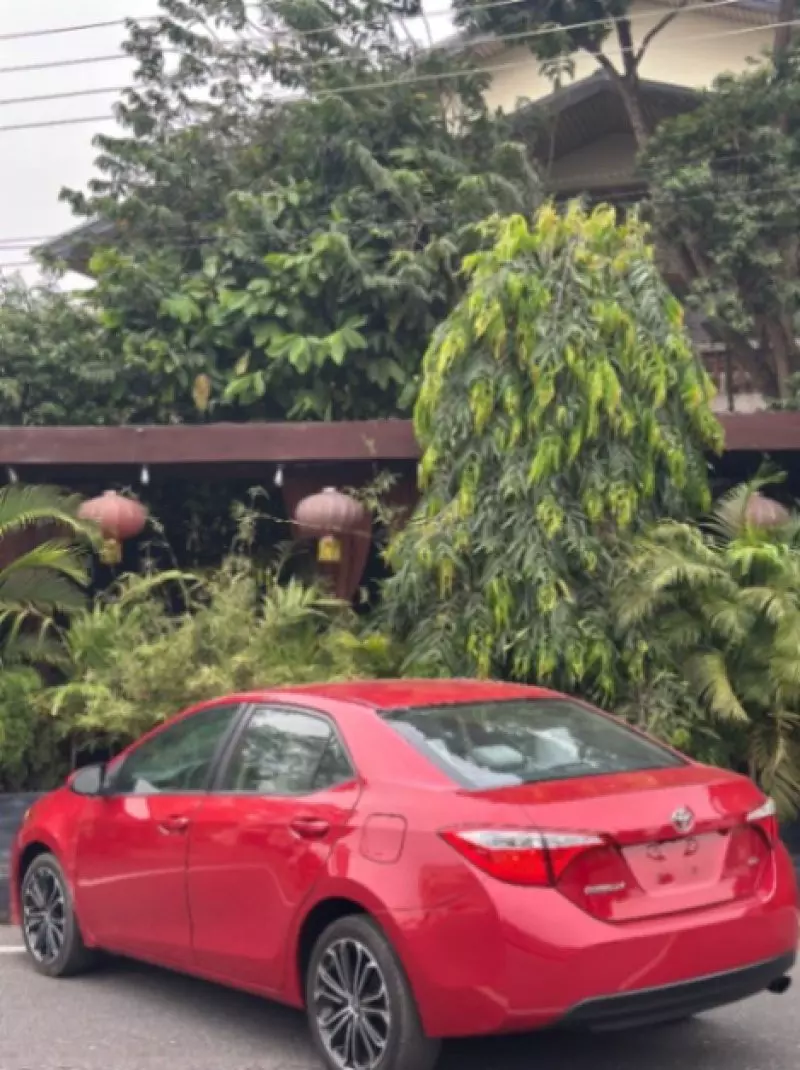 Toyota Corolla   - 2015