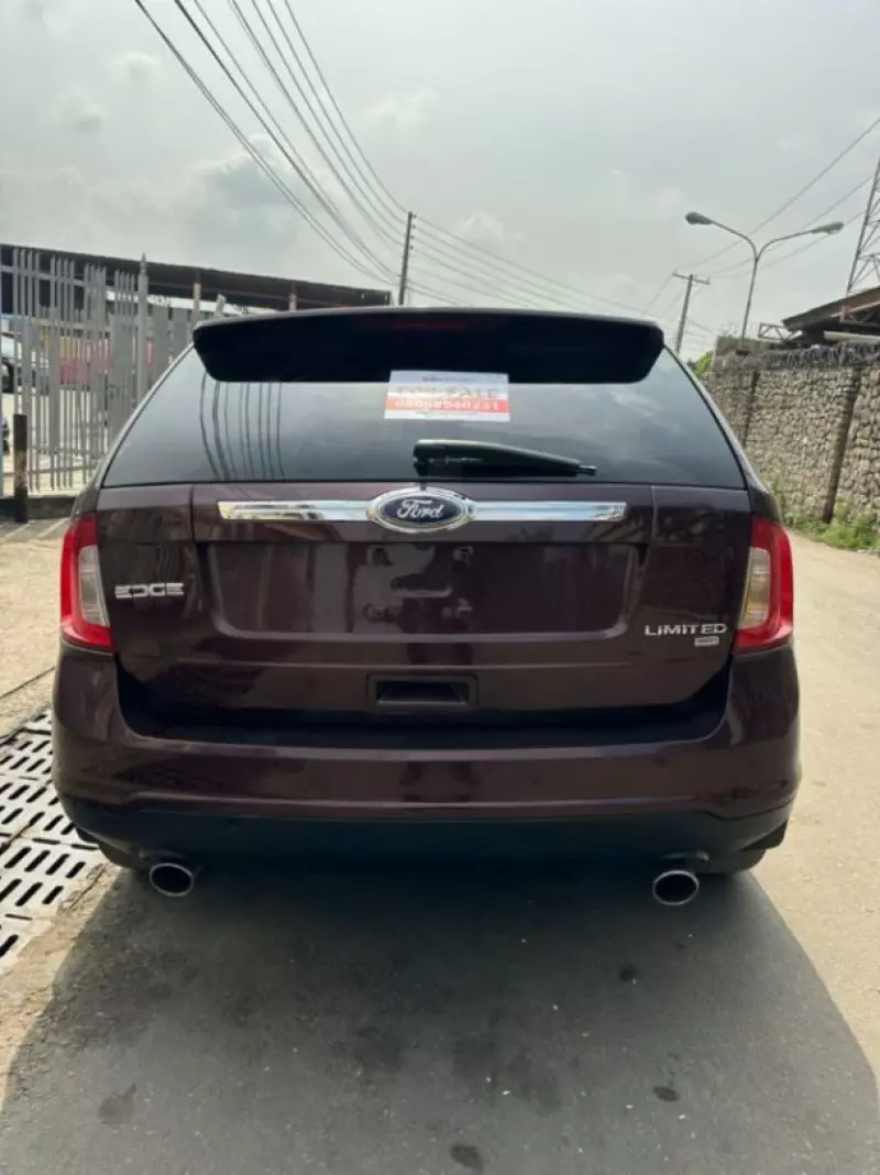 Ford Edge   - 2011