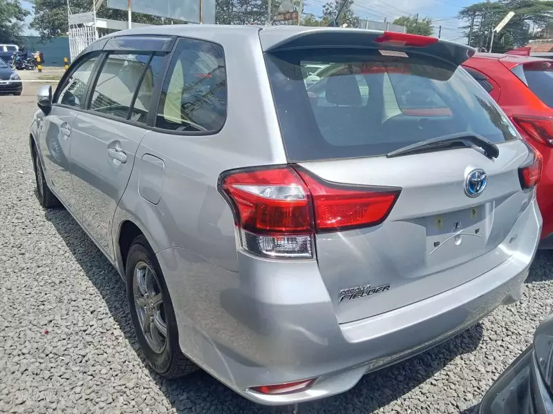 TOYOTA Fielder    - 2020
