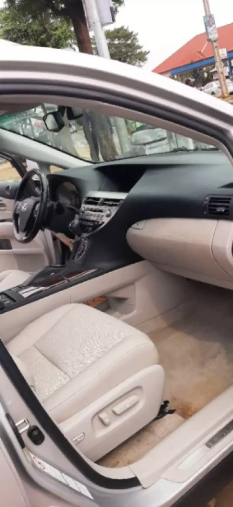 Lexus RX   - 2010