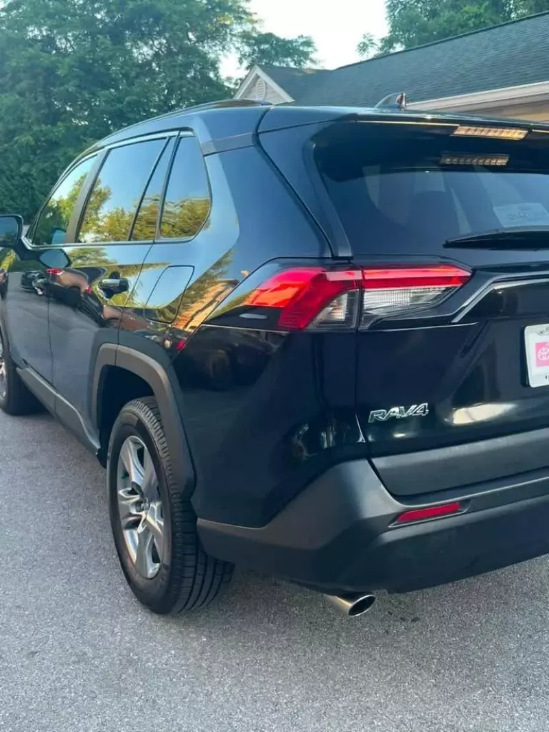 Toyota RAV4   - 2023