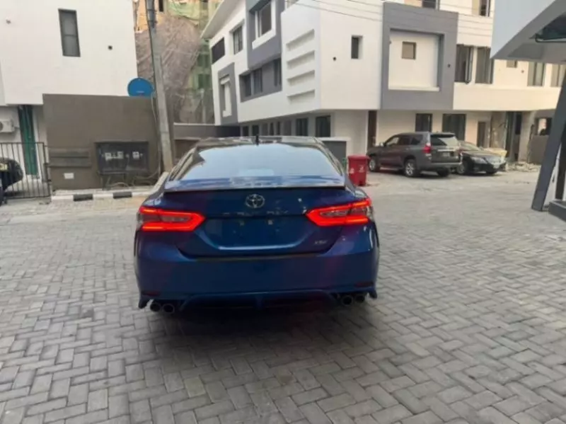 Toyota Camry   - 2019