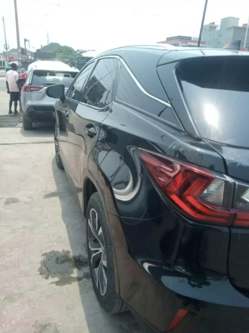 Lexus RX   - 2016