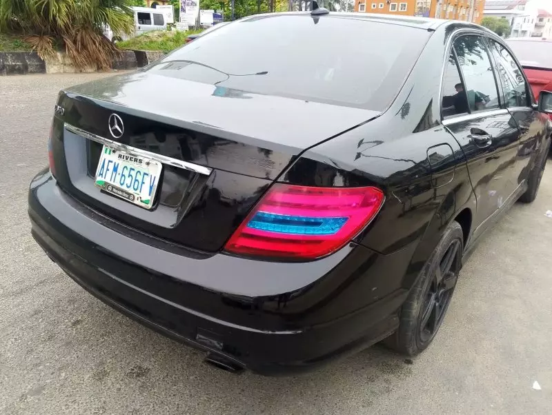 Mercedes-Benz C 350 - 2010