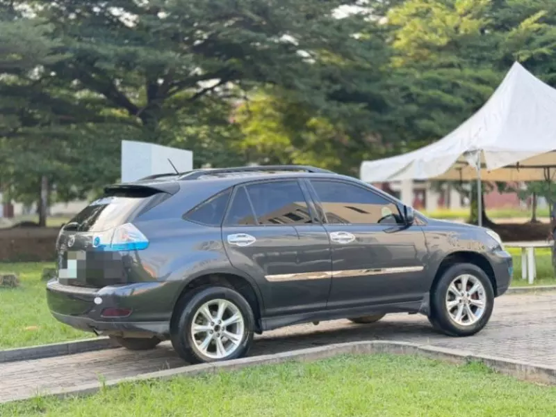 Lexus RX   - 2009