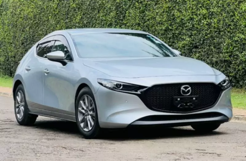 Mazda 3   - 2019