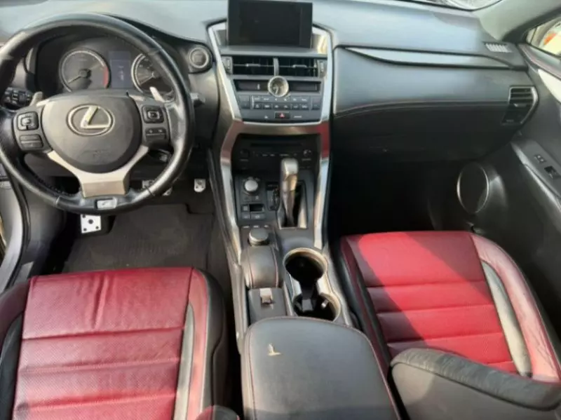 Lexus NX   - 2017