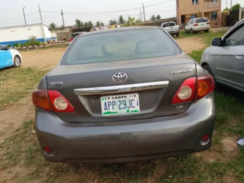 Toyota Corolla - 2009