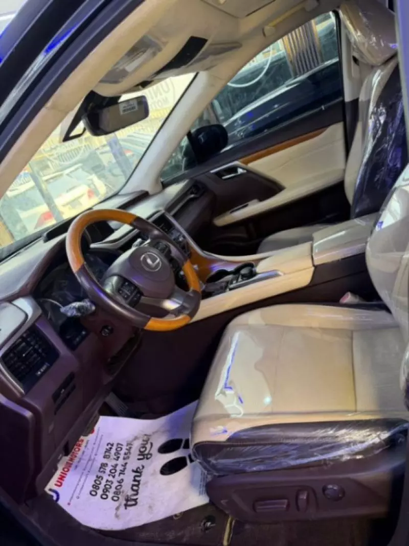 Lexus RX 350   - 2017