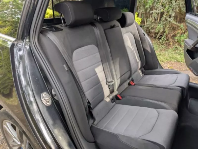 Volkswagen Golf   - 2014