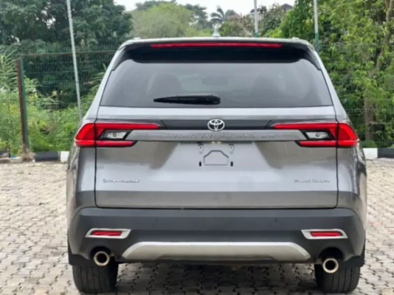 TOYOTA Grand Highlander   - 2025