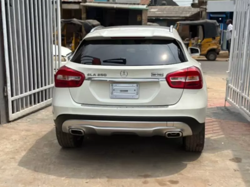 Mercedes-Benz GLA 250   - 2017