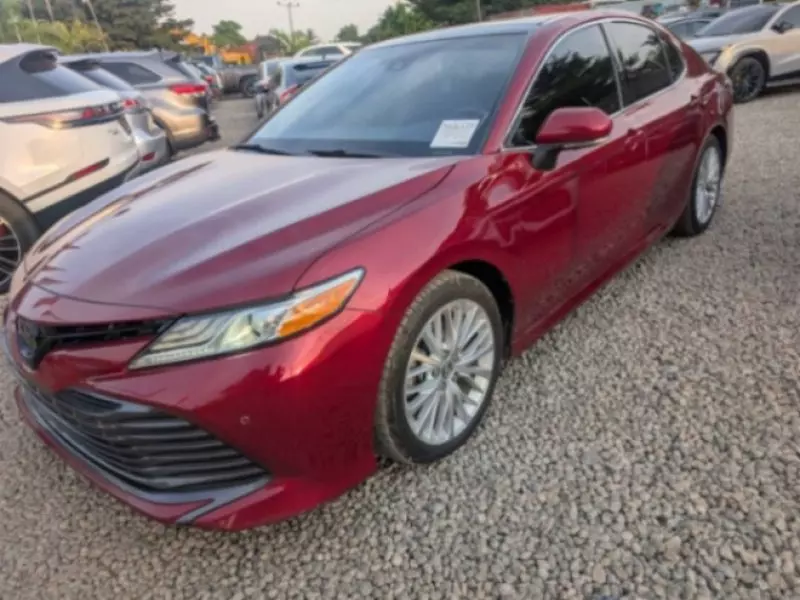 Toyota Avalon - 2018