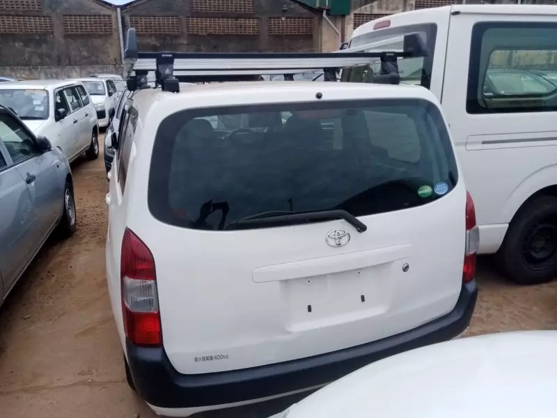 Toyota Probox    - 2015