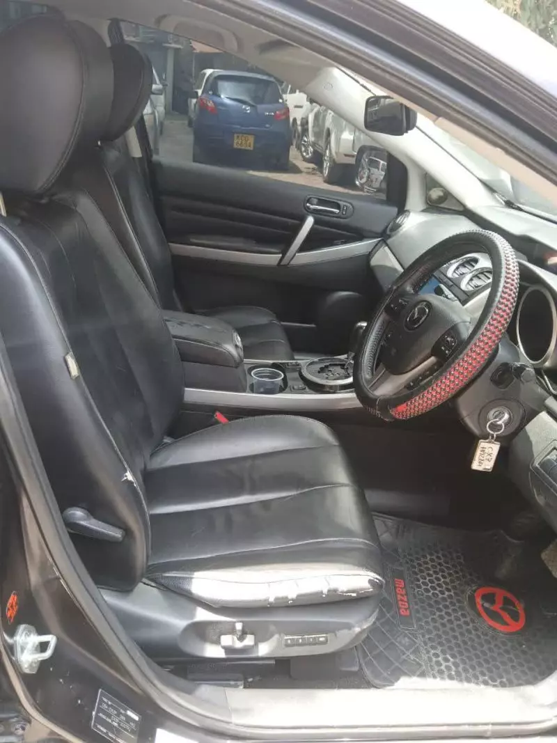 Mazda CX-7 - 2010