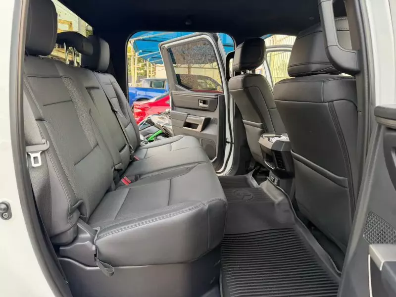Toyota Tundra   - 2025