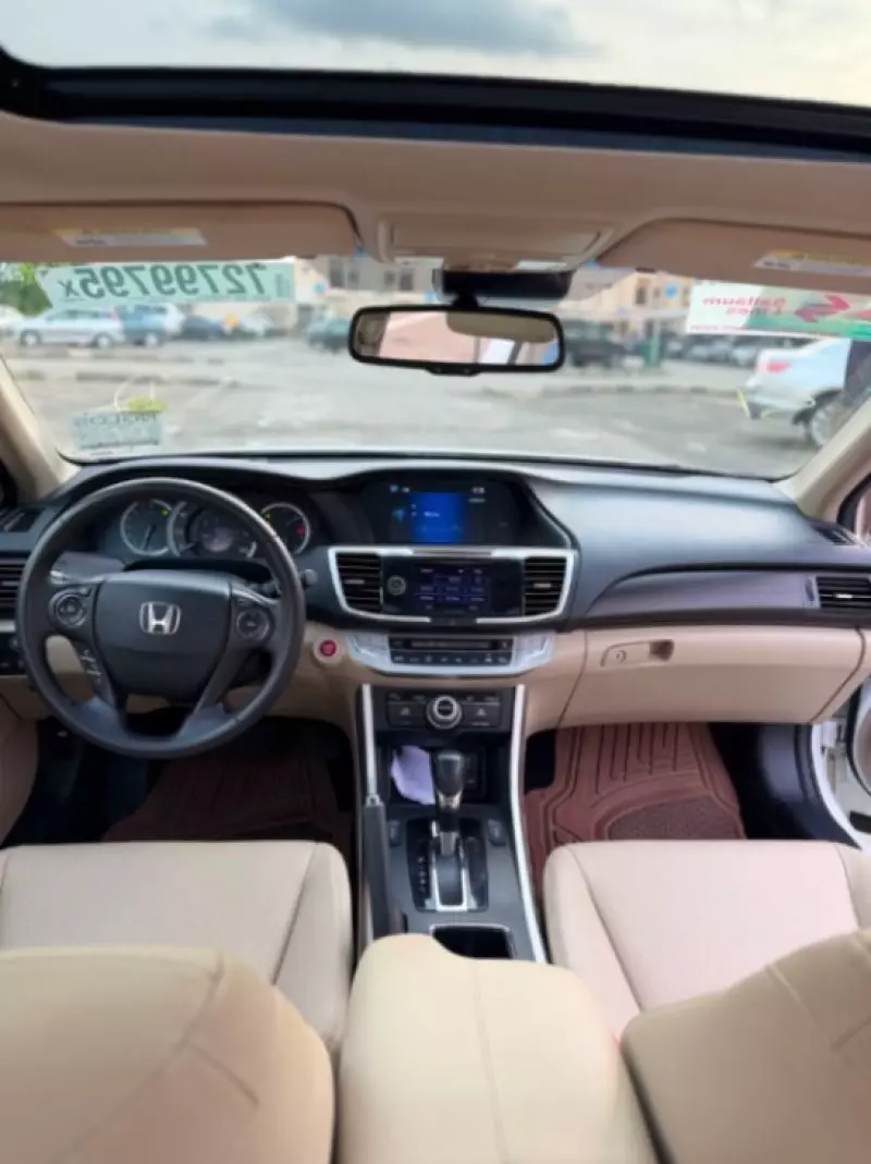 Honda Accord - 2015