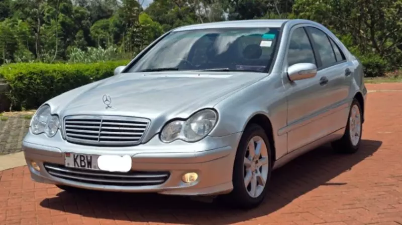 Mercedes-Benz 200   - 2007