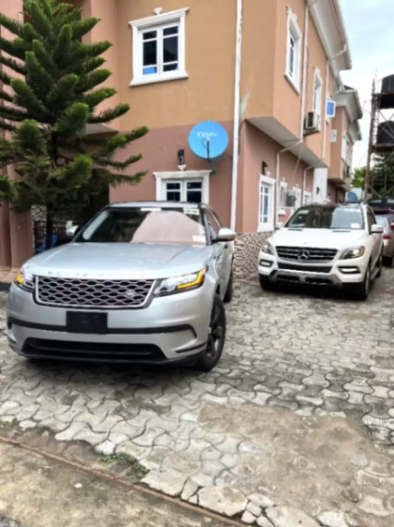 Land Rover Range Rover Velar   - 2018