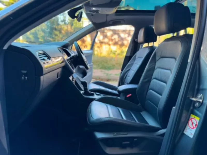 Volkswagen Tiguan   - 2019