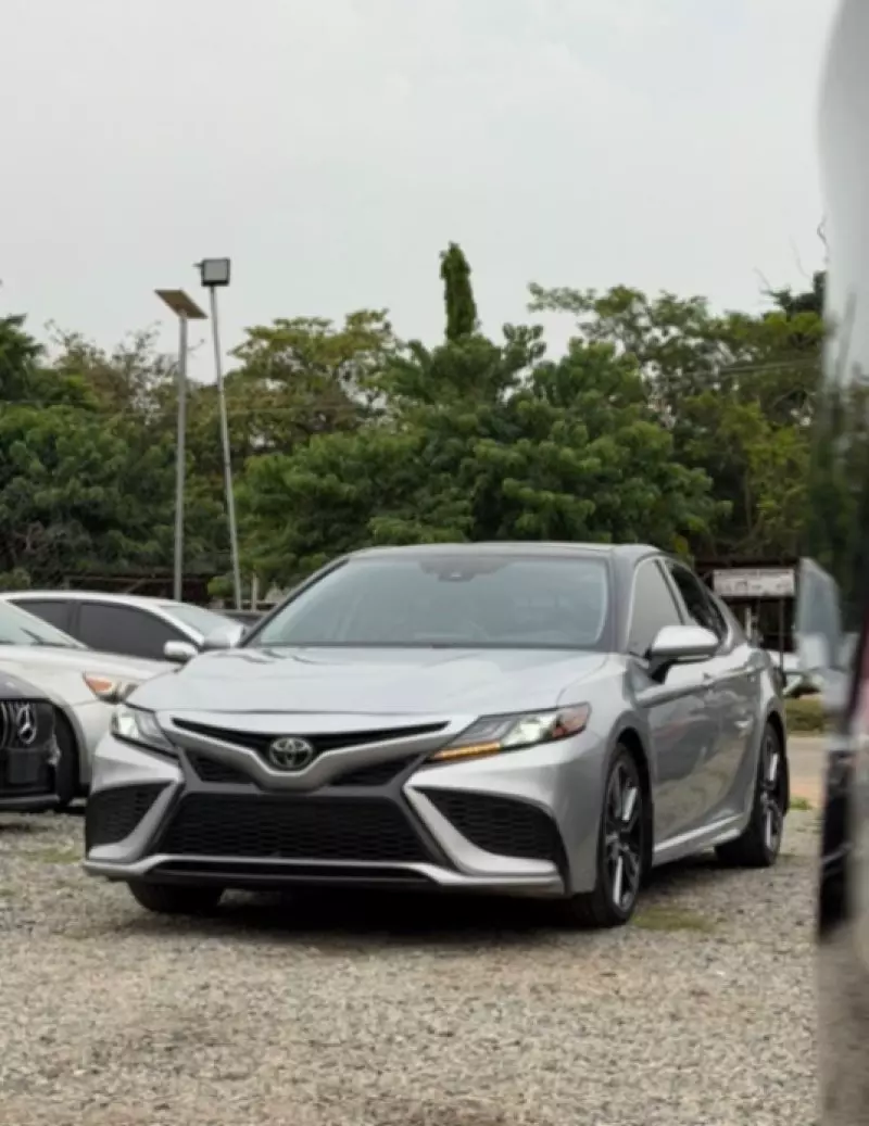 TOYOTA Camry   - 2022