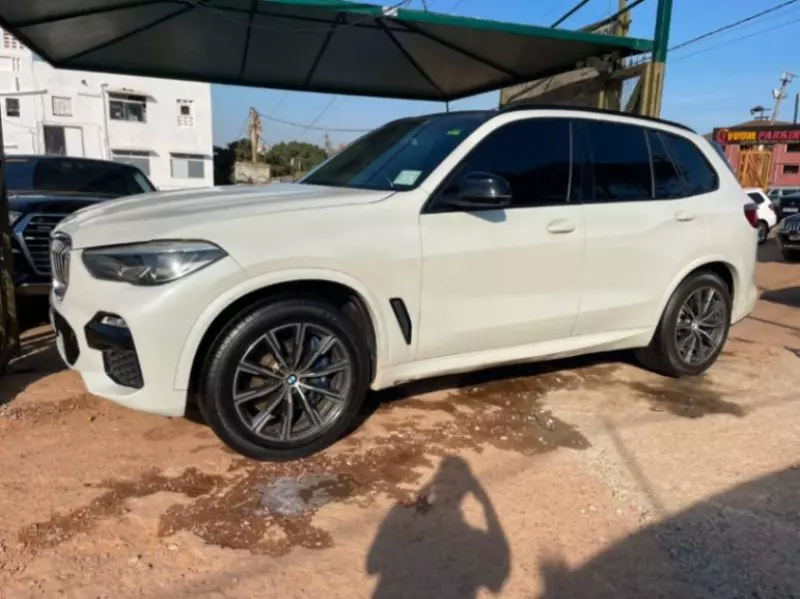 BMW X5   - 2020