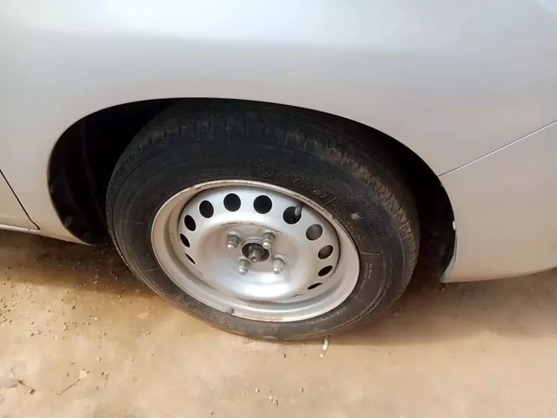 Toyota Succeed    - 2016