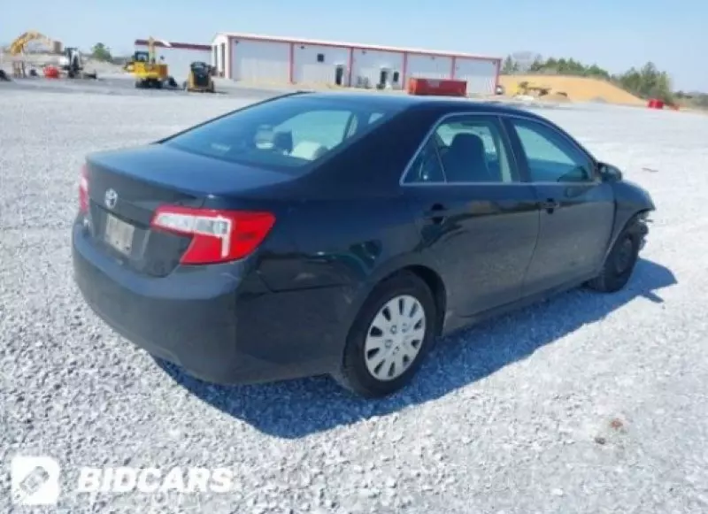 TOYOTA Camry   - 2014