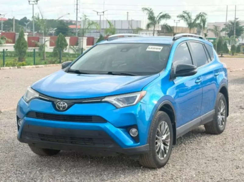 TOYOTA RAV 4   - 2017