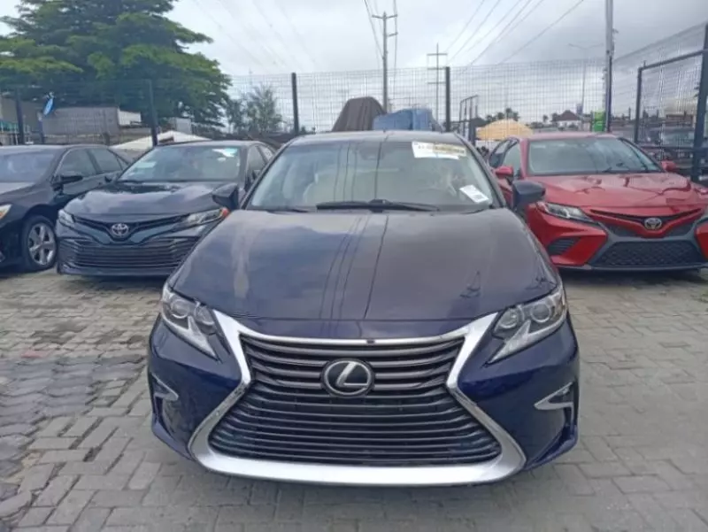 Lexus ES 350 - 2015