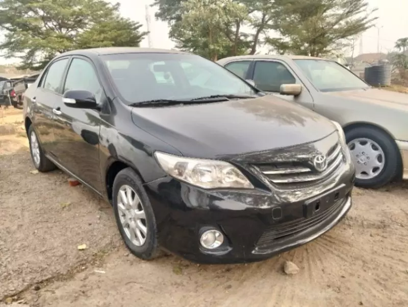 Toyota Corolla   - 2010