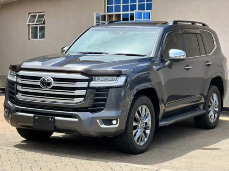 Toyota LAND CRUISER 300 LC300   - 2021