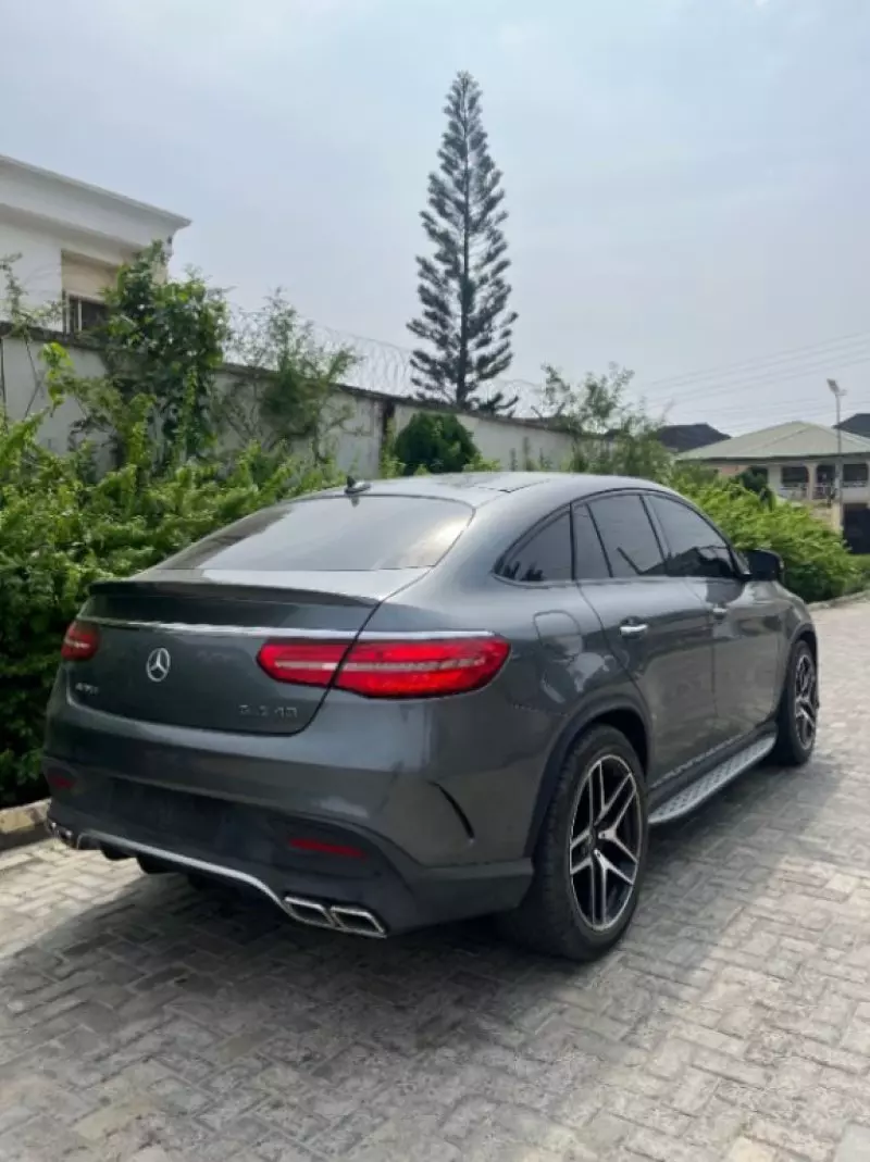 Mercedes-Benz GLE 43 AMG   - 2017