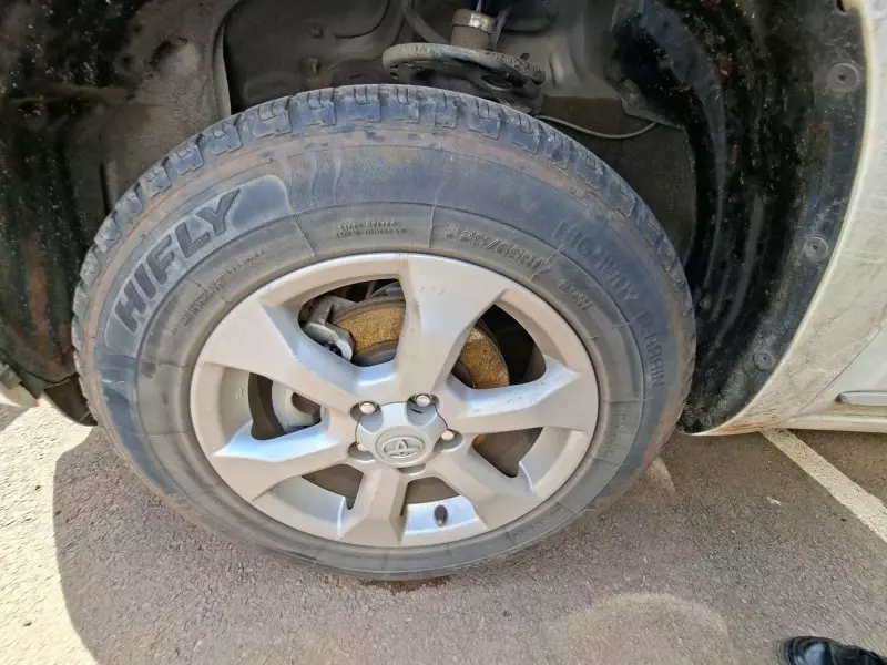 Toyota Vanguard    - 2012