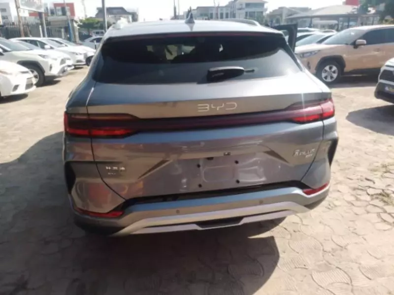 BYD L3   - 2022