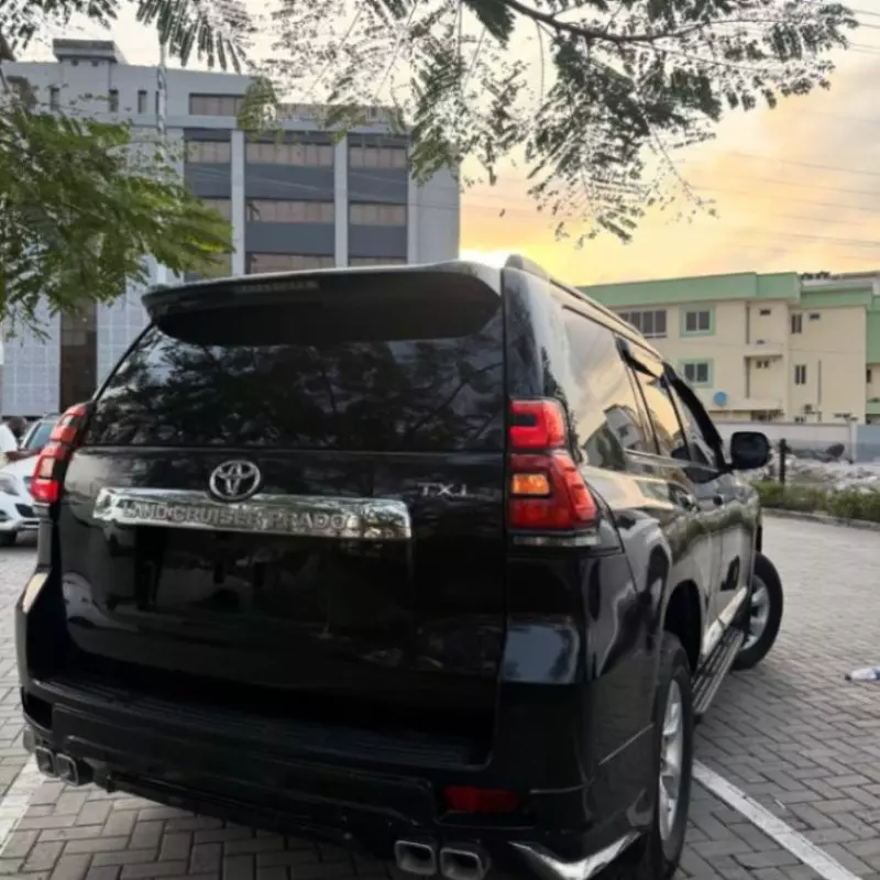 Toyota Land Cruiser Prado   - 2013