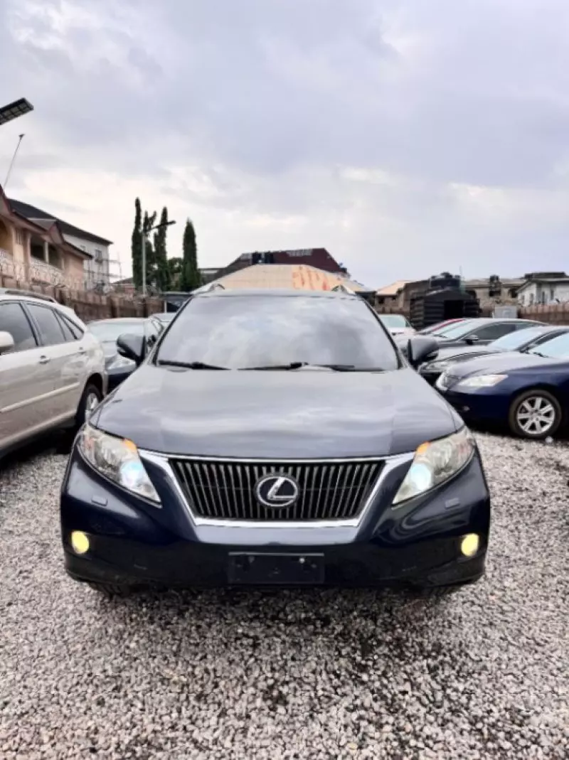Lexus RX   - 2010