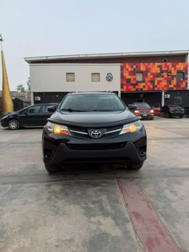 Toyota RAV4   - 2014