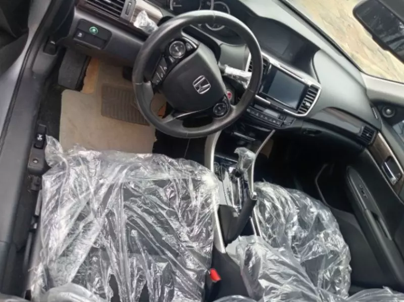 Honda Accord   - 2016