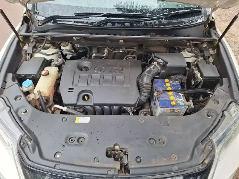 Toyota Harrier   - 2015